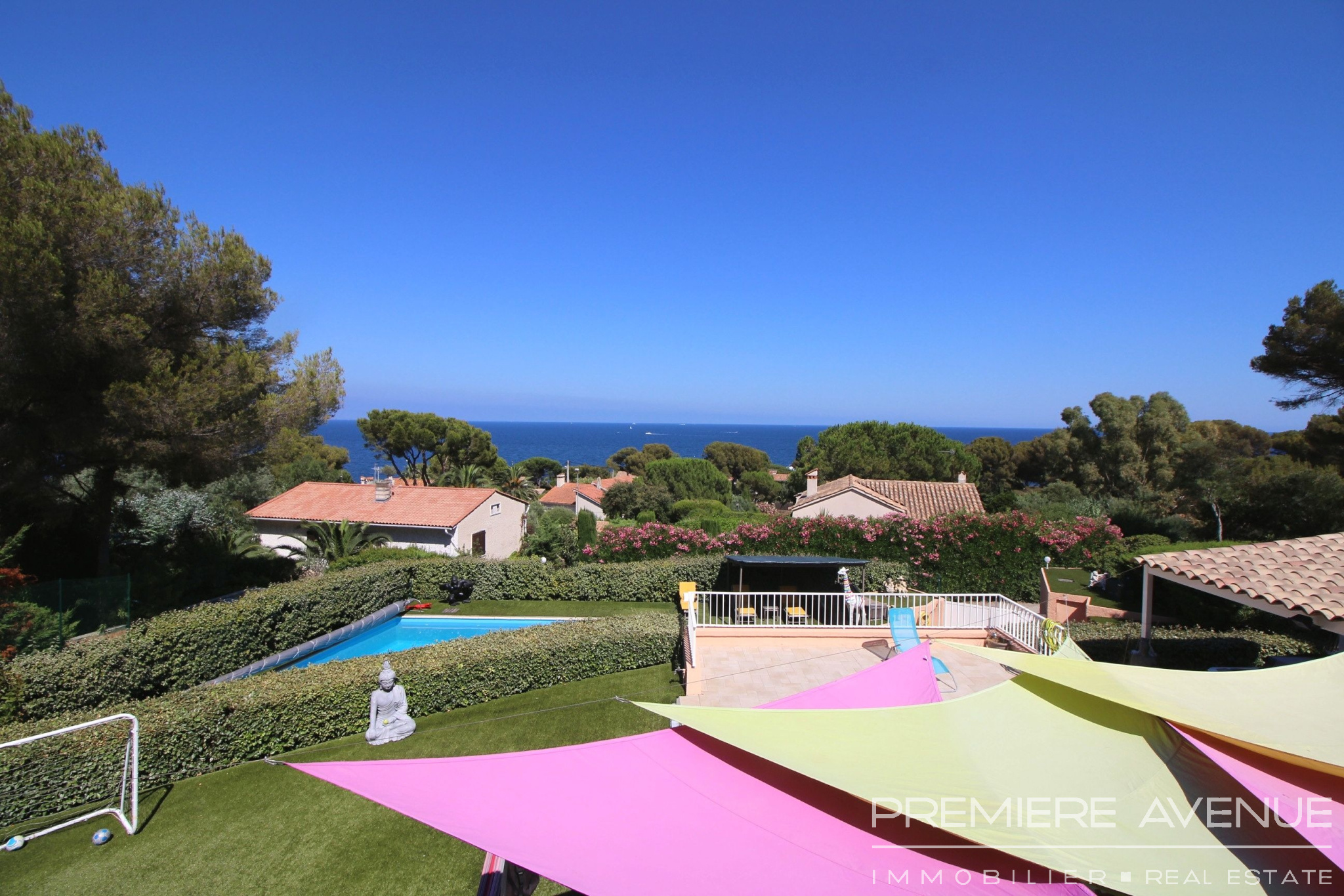 Centre Ville Les Issambres Photos Achat Immobilier Les Issambres Maison Et Appartement A Vendre